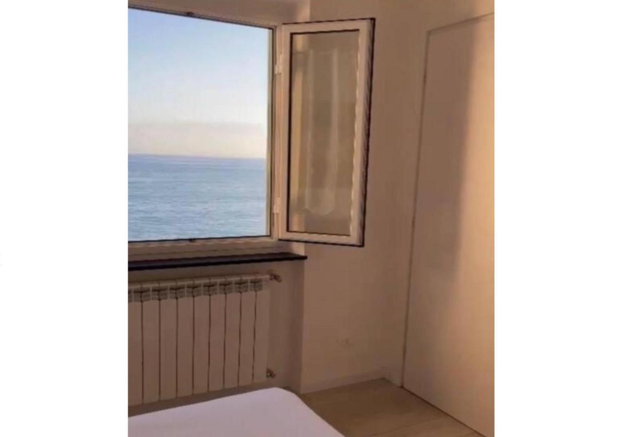 Comodissimo Gaslini E Mare Gênes Extérieur photo